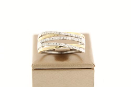 14 karaat geel/witgouden ring met diamanten