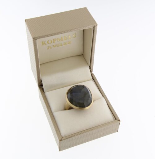 Brusi geelgoud gematteerde ring, Bora Bora collectie, Labradoliet
