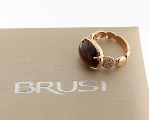 Brusi, rosegouden ring, Polky collectie, granaat en champagne diamant