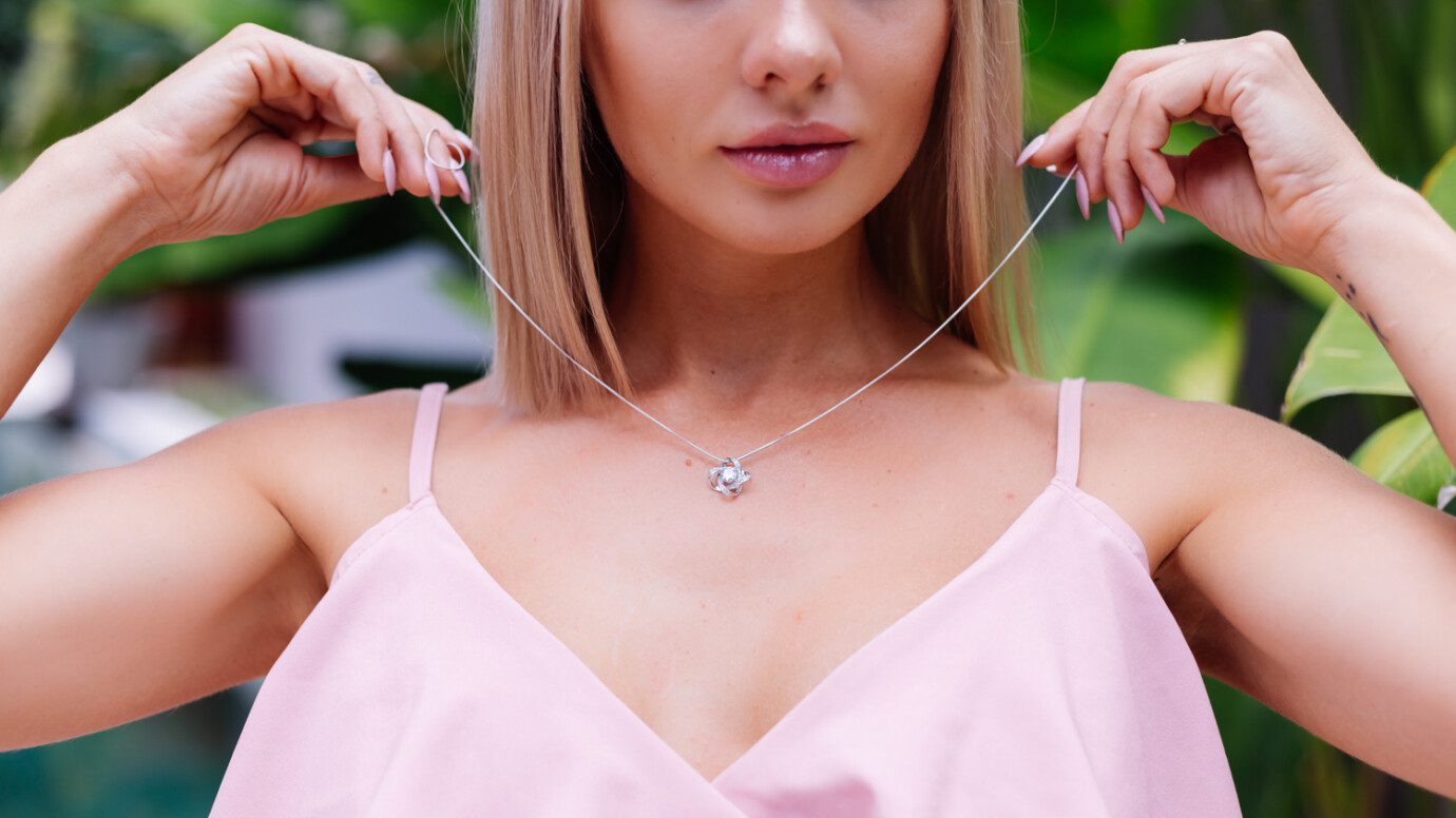 Sieraden beschermen in de zomer - Kopmels Juwelier
