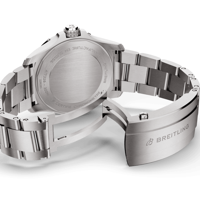 A17328101C1A1 Breitling Avenger Automatic 42