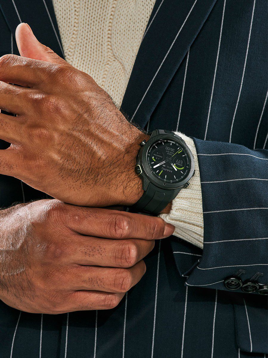 Garmin MARQ® Athlete (Gen 2) - Carbon Edition _ Moderne smartwatch voor atleten _ Sport.1