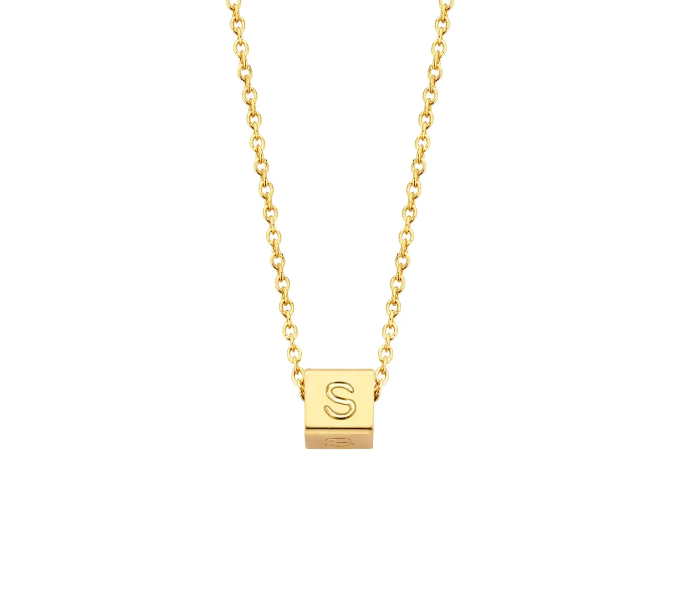 Met deze Just Franky Cube Necklace draag je jouw geliefde altijd dicht bij je hart. Kies een initiaal van je ‘Loved one’ of een symbool.
