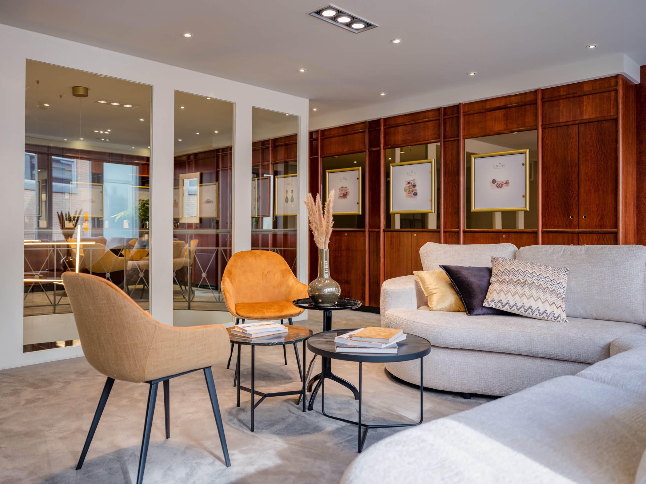 8RR4902GTCGT Bron Sushi ring groene toermalijn cabochon facet Bron Boutique