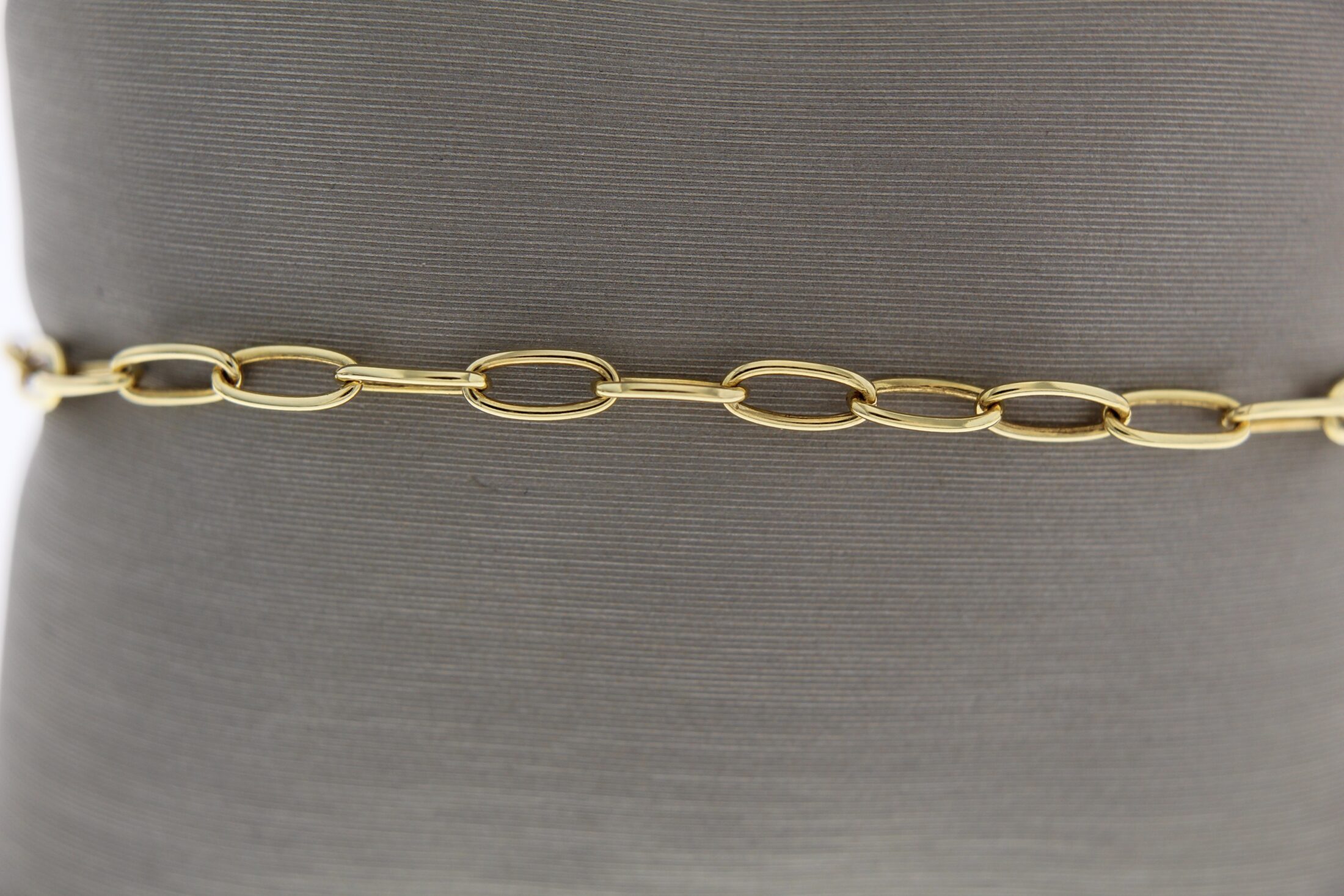 fjory-geelgouden-armband-2